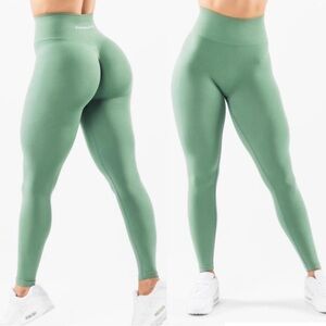 Alphalete Amplify Leggings - Small (Jade)